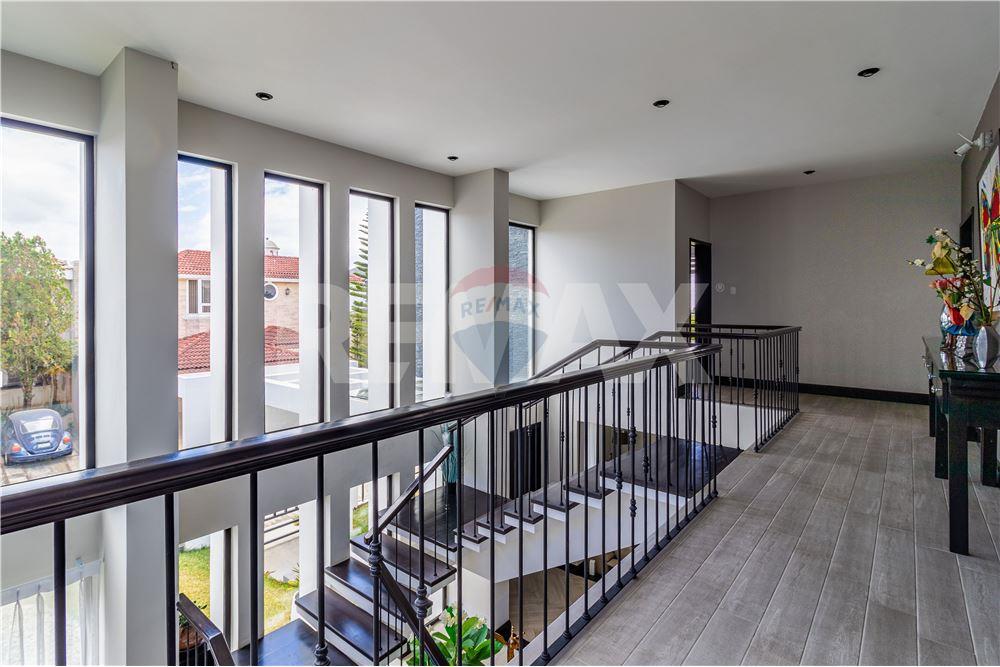 Villa - Venta - Fraijanes, Guatemala, Guatemala - 29 - 902091020-12