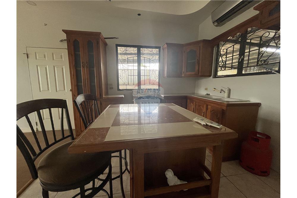 Villa - Te Koop - Arima, Arima, Trinidad and Tobago - 1 - 902551007-9