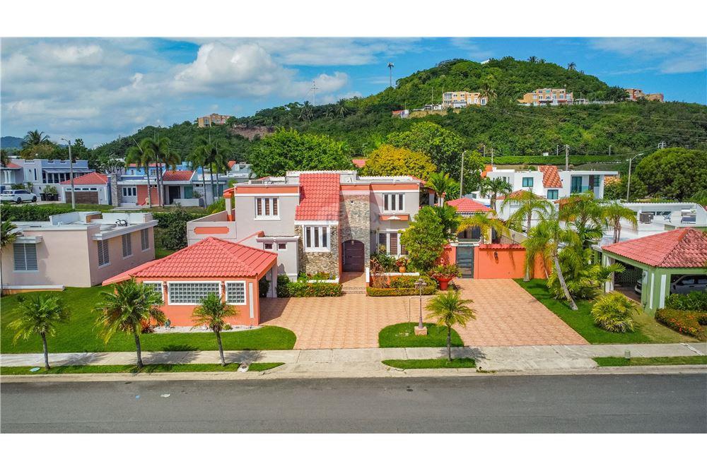 Villa - For Sale - Luquillo, Luquillo, Puerto Rico - 1 - 902461010-9