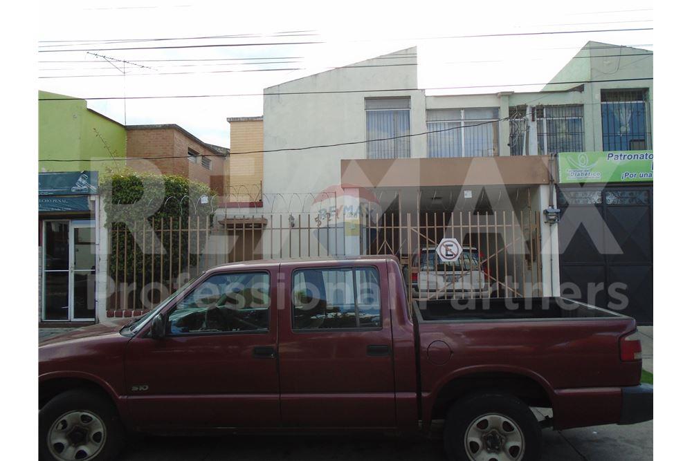 Villa - Venta - Quetzaltenango, Quetzaltenango, Guatemala - 1 - 901011001-22