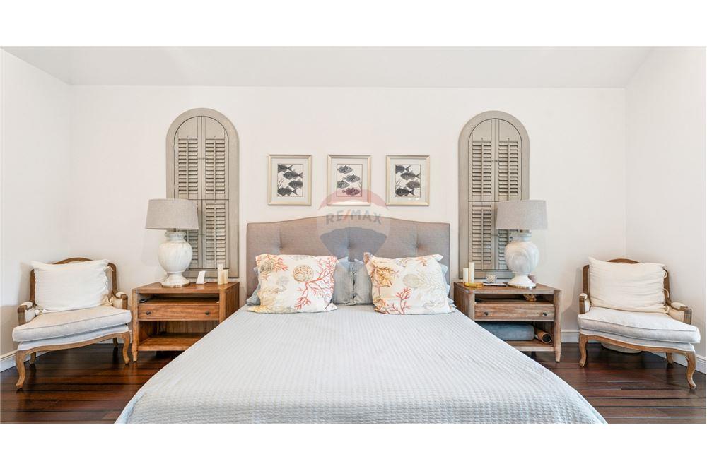 Villa - Venta - W Bay Bch South, Seven Mile, Islas Caimán - 30 - 90146011-180