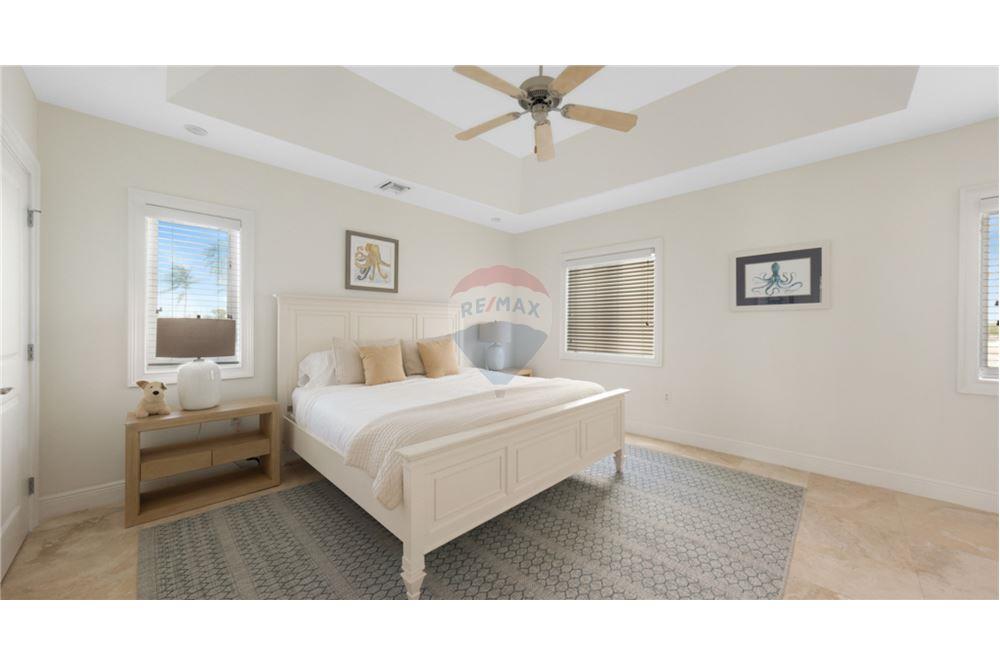 Villa - For Sale - W Bay Bch South, Seven Mile, Cayman Islands - 9 - 90146051-45