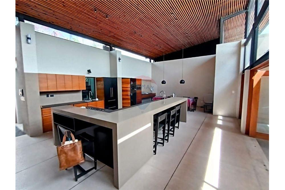 Villa - Venta - La Antigua Guatemala, Sacatepéquez, Guatemala - 6 - 90129014-38