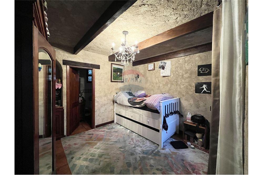 Villa - For Sale - La Antigua Guatemala, Sacatepéquez, Guatemala - 10 - 902311005-42