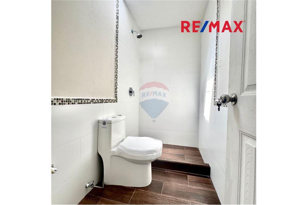 Commercial/Retail - For Sale - San Miguel Dueñas, Sacatepéquez, Guatemala - 10 - 902691016-3