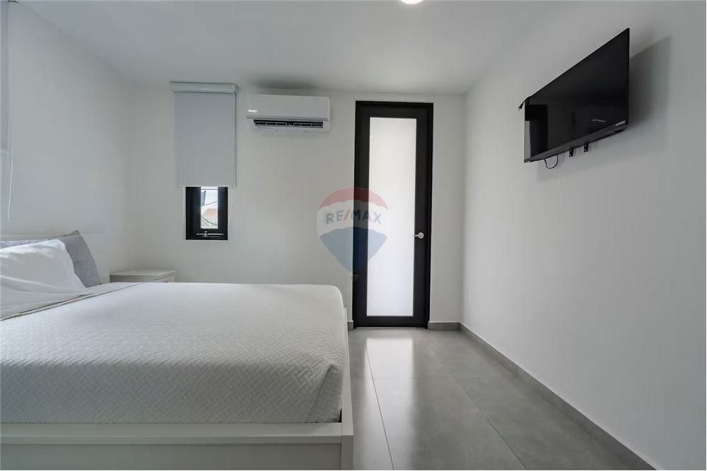 Local Comercial - Venta - Santurce, San Juan, Puerto Rico - 13 - 90102068-8