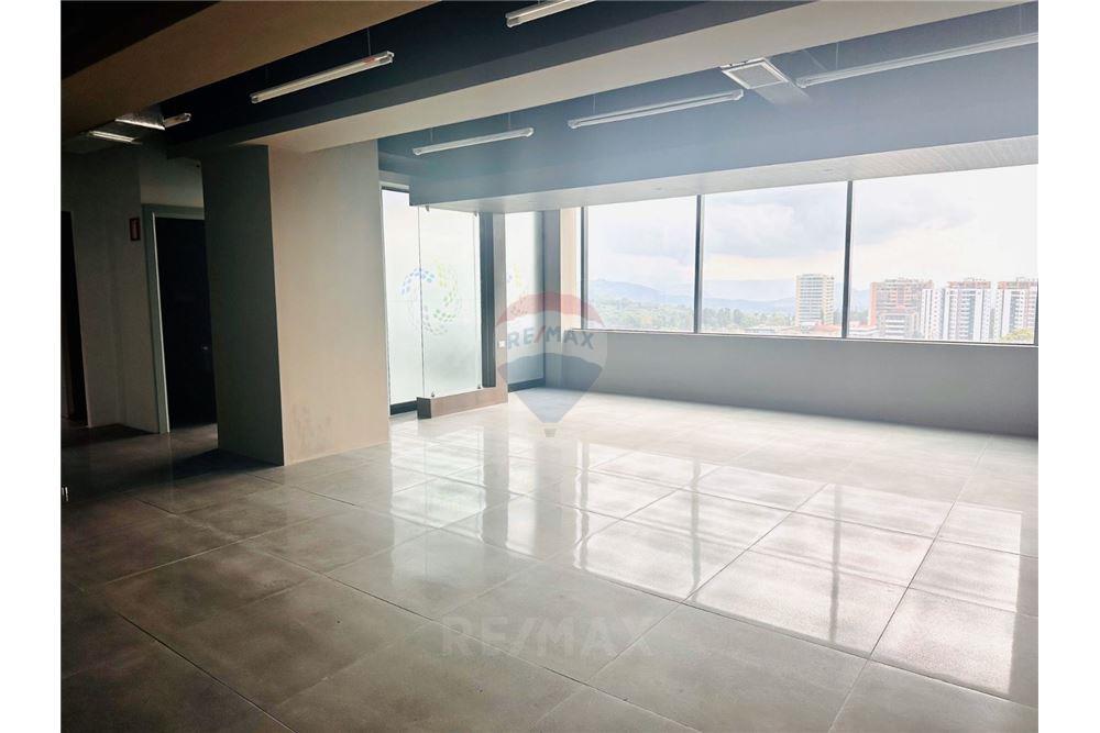 Bedrijfsmatig / Detailhandel - Te Koop - Zona 14, Guatemala, Guatemala - 7 - 902611006-5