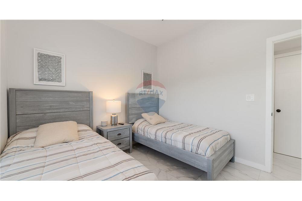 Appartement - Te Koop - W Bay Bch West, West Bay, Cayman Islands - 16 - 90146042-55