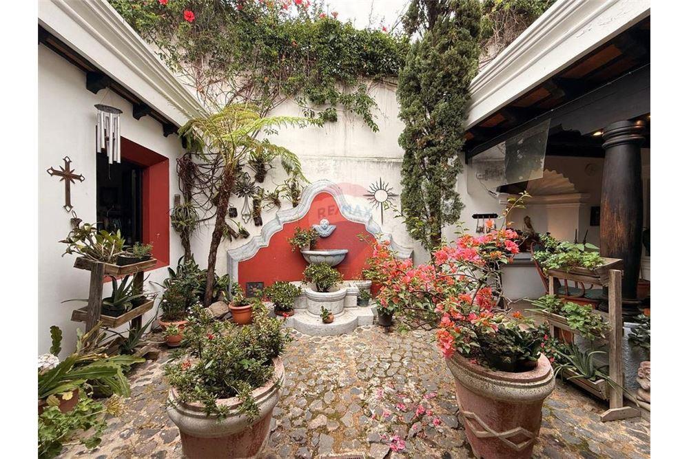 Villa - For Sale - La Antigua Guatemala, Sacatepéquez, Guatemala - 1 - 90129008-146