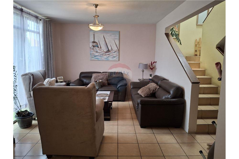 Villa - Te Koop - Mixco, Guatemala, Guatemala - 7 - 902091021-6