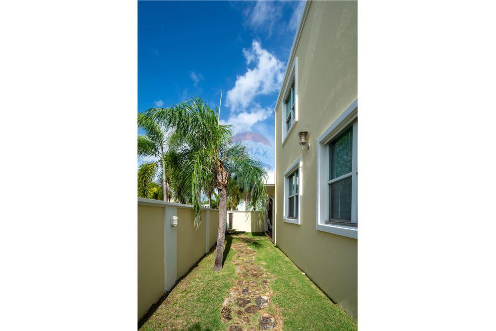 Villa - For Sale - URB Las Palmas Cerro Gordo, Vega Alta, Puerto Rico - 16 - 90107007-116