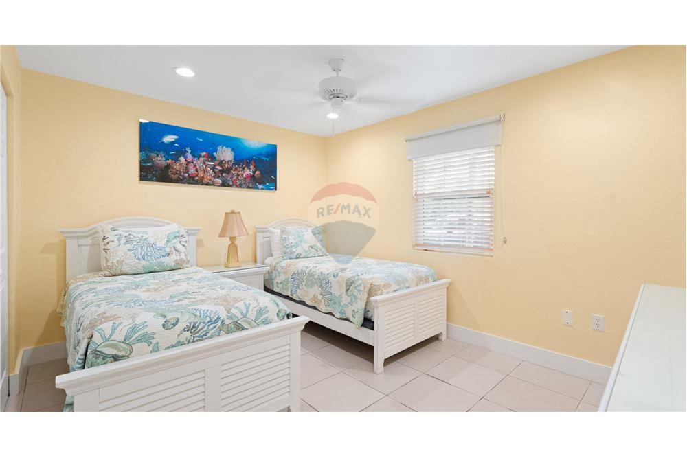 Condo/Apartment - For Sale - East End, East End, Cayman Islands - 13 - 90146018-311
