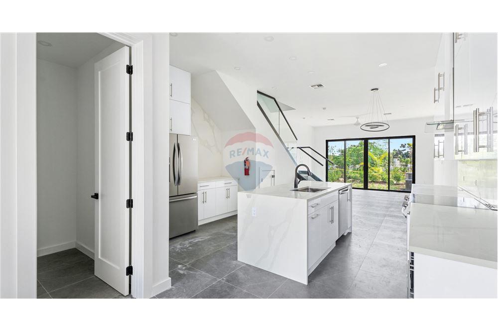 Apartamento/Condominio - Venta - South Sound, South Sound, Islas Caimán - 1 - 90146018-318