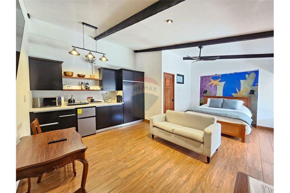 Villa - Venta - La Antigua Guatemala, Sacatepéquez, Guatemala - 1 - 90129012-54