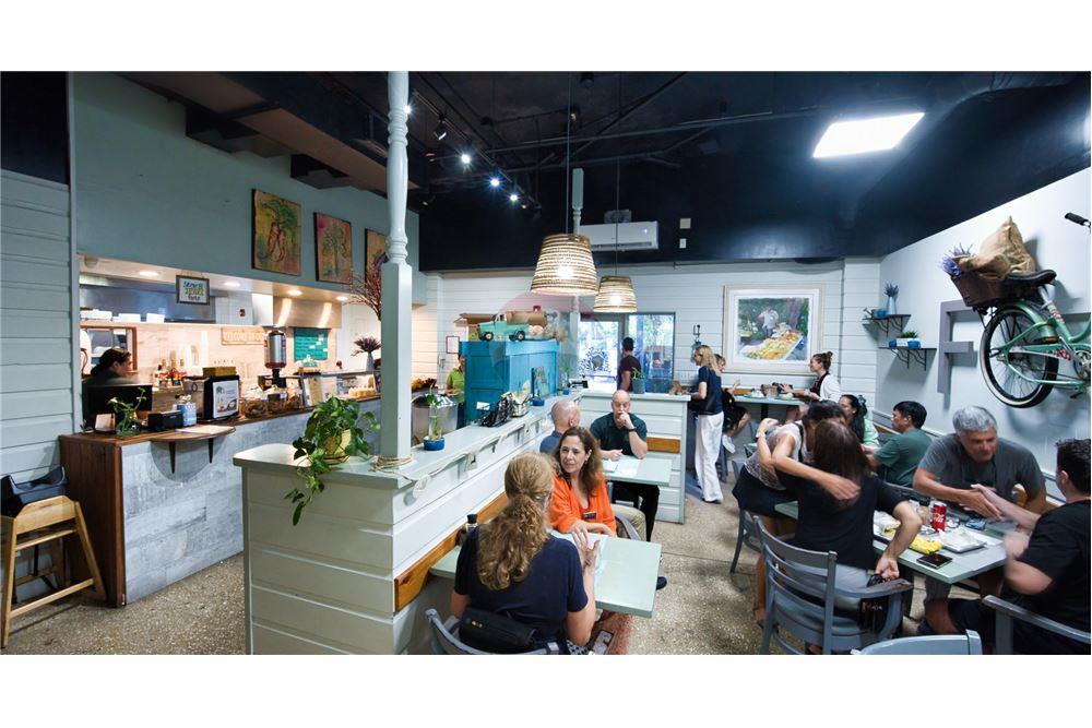 Bedrijfsmatig / Detailhandel - Te Koop - George Town, Grand Cayman, Cayman Islands - 6 - 90146048-4