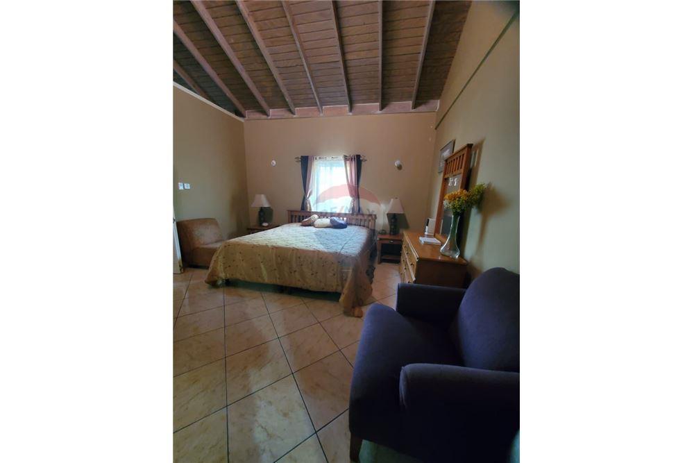 Villa - Te Koop - Lady Musgrave, Saint Andrew, Jamaica - 9 - 901321002-7