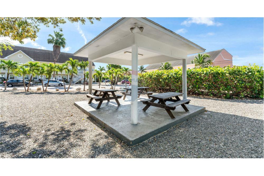 Condo/Apartment - For Sale - George Town East, George Town, Cayman Islands - 11 - 90146002-452