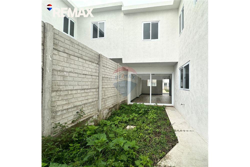 Villa - For Sale - San José Pinula, Guatemala, Guatemala - 5 - 902611001-98