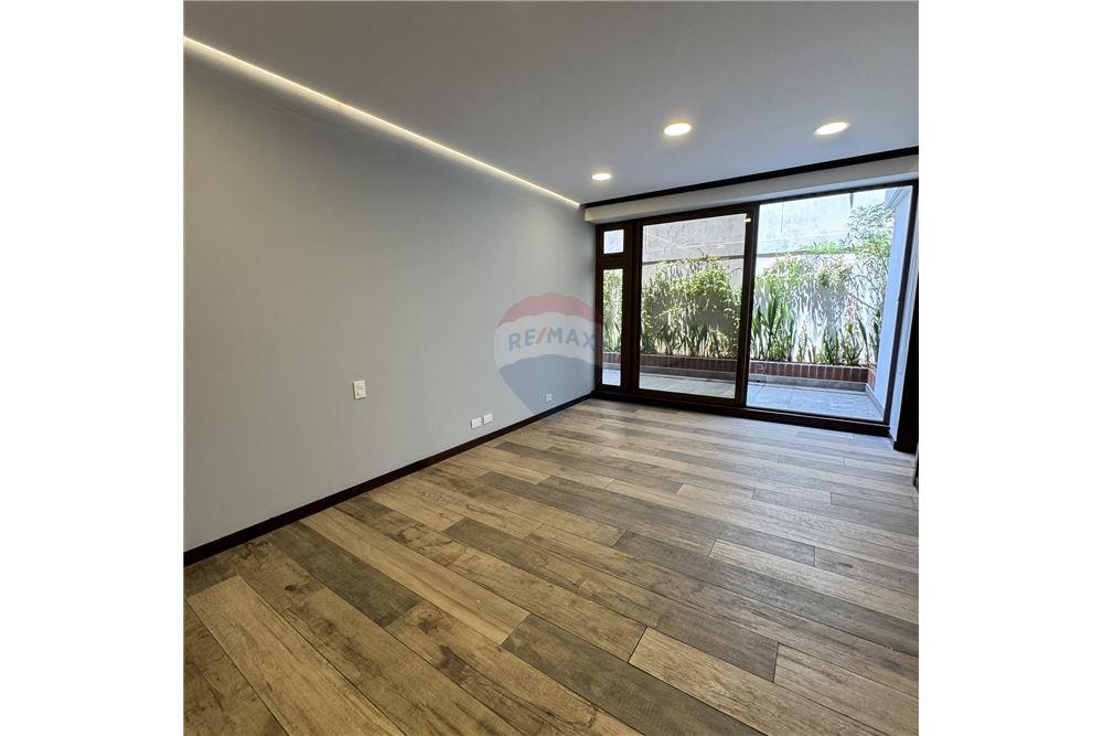 Apartamento/Condominio - Venta - Zona 14, Guatemala, Guatemala - 1 - 902651001-22