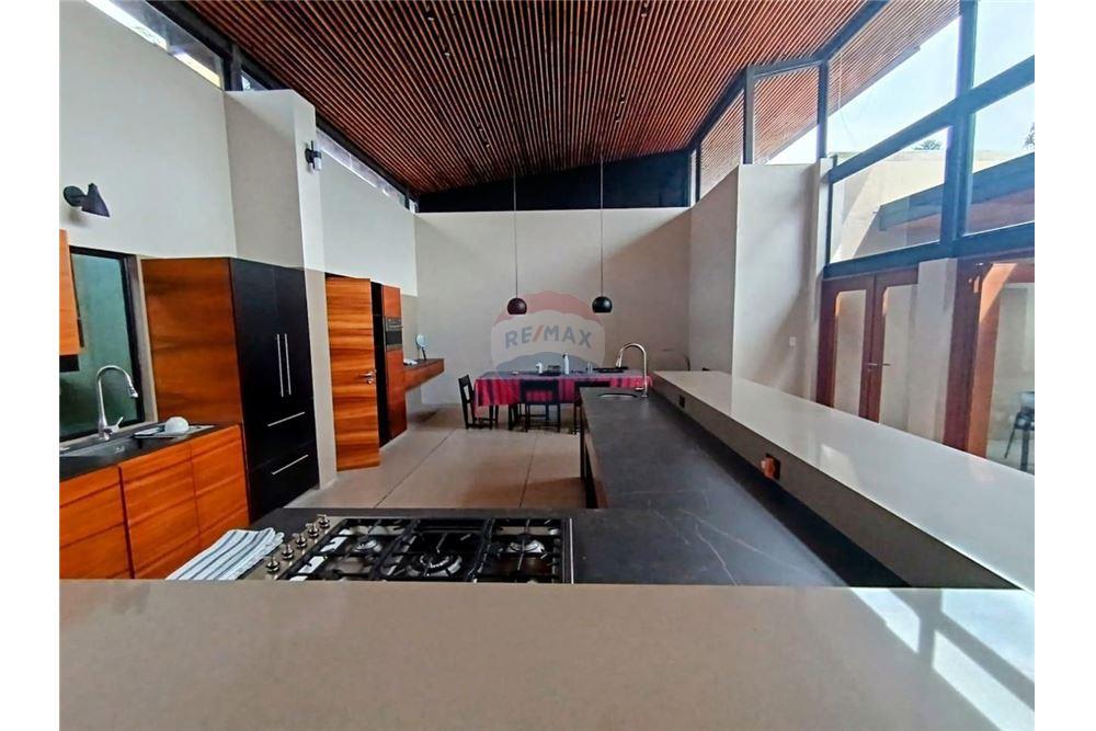 Villa - Venta - La Antigua Guatemala, Sacatepéquez, Guatemala - 4 - 90129014-38