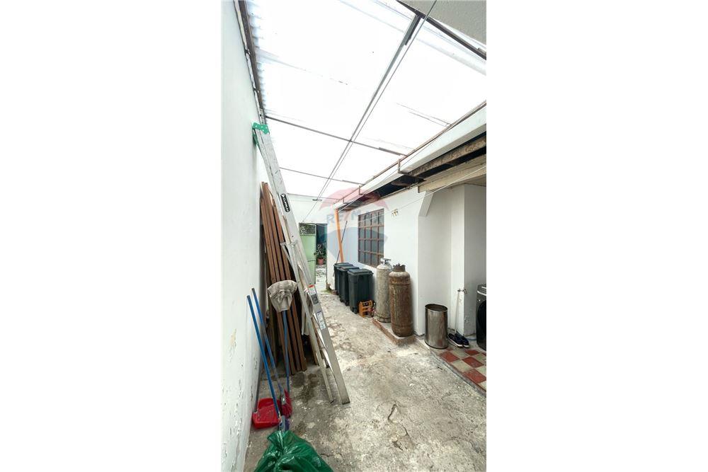 Villa - For Sale - Quetzaltenango, Quetzaltenango, Guatemala - 13 - 901011001-27