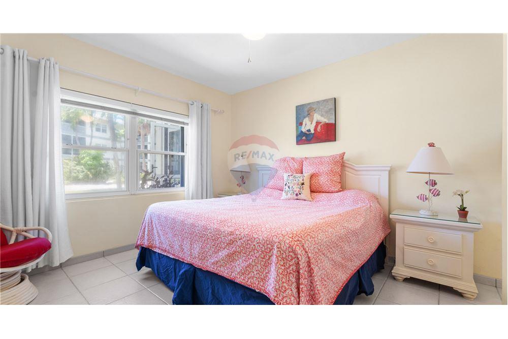 Apartamento/Condominio - Venta - W Bay Bch South, Seven Mile, Islas Caimán - 15 - 90146042-56