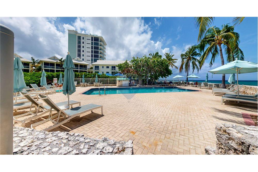 Appartement - Te Koop - W Bay Bch South, Seven Mile, Cayman Islands - 36 - 90146034-181