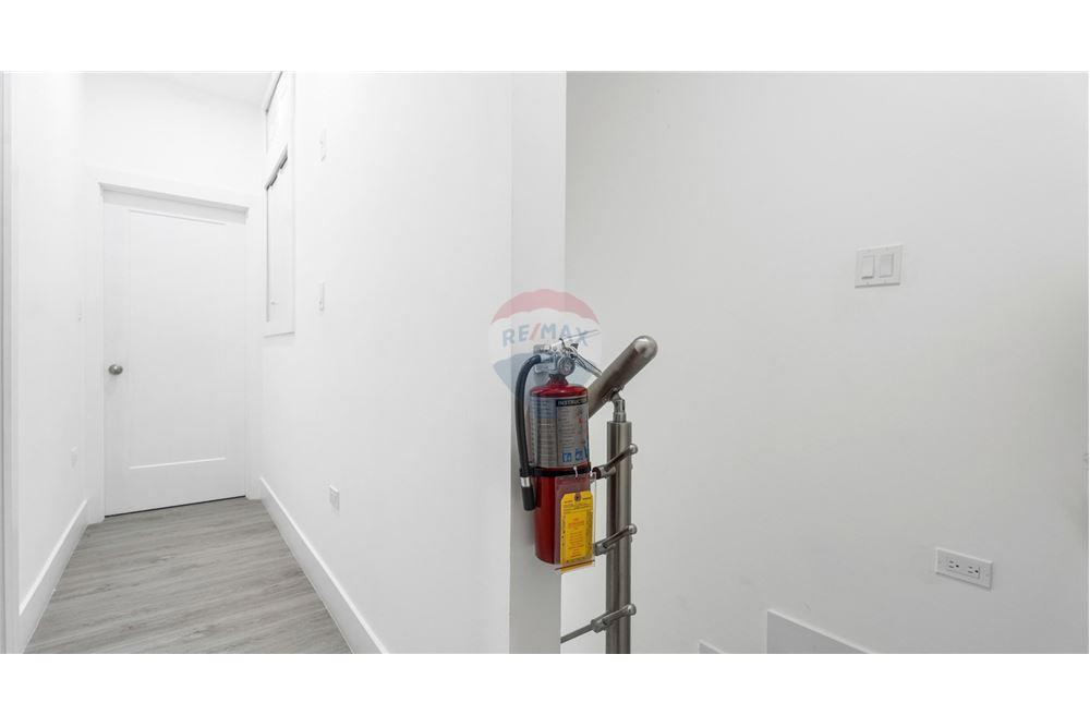 Apartamento/Condominio - Venta - George Town, Grand Cayman, Islas Caimán - 8 - 90146018-315