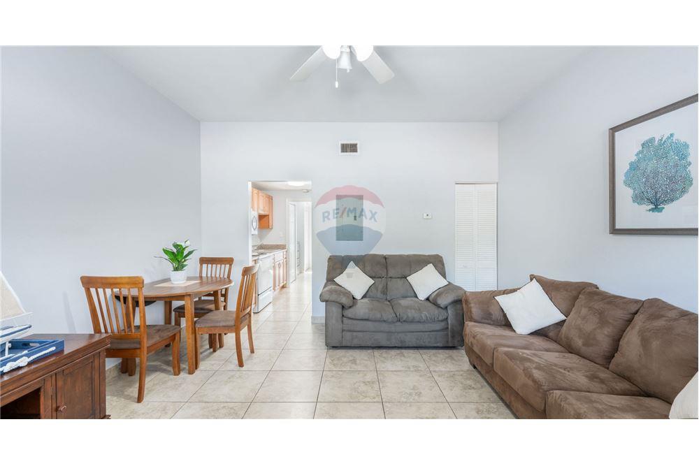 Appartement - Te Koop - George Town East, George Town, Cayman Islands - 3 - 90146002-451