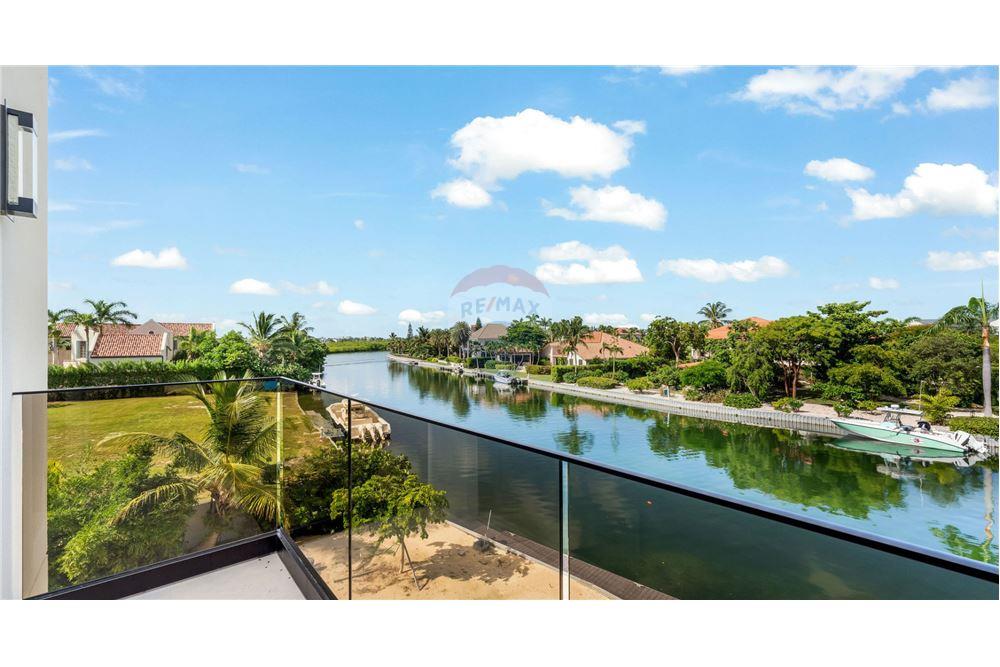 Villa - For Sale - W Bay Bch North, West Bay, Cayman Islands - 25 - 90146034-194