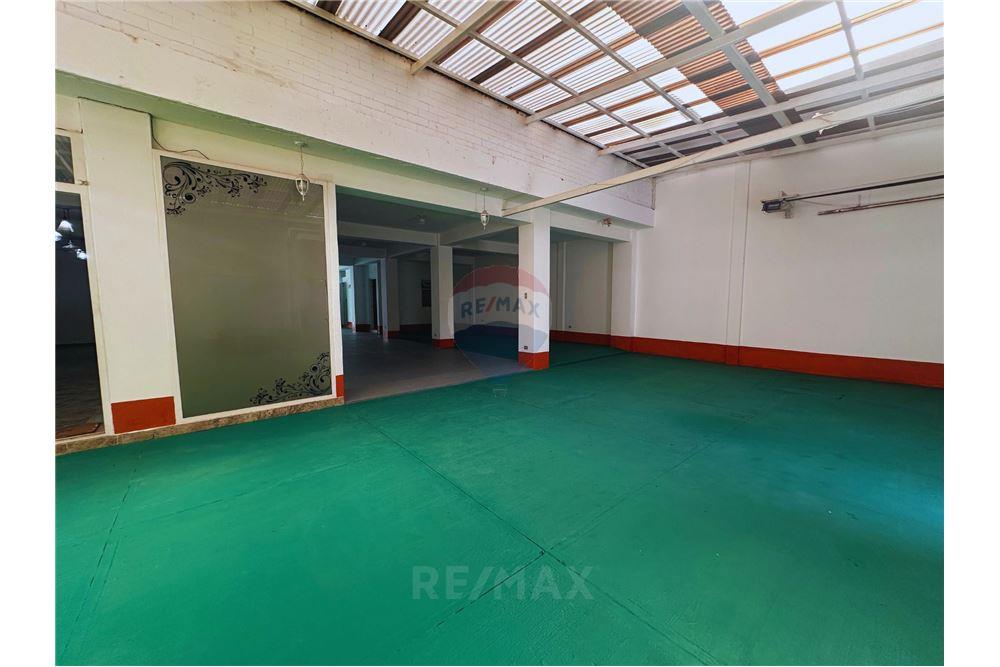 Villa - For Sale - Mixco, Guatemala, Guatemala - 2 - 902611006-7