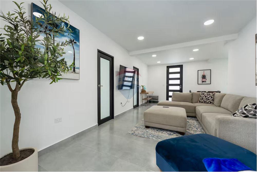 Local Comercial - Venta - Santurce, San Juan, Puerto Rico - 10 - 90102068-8