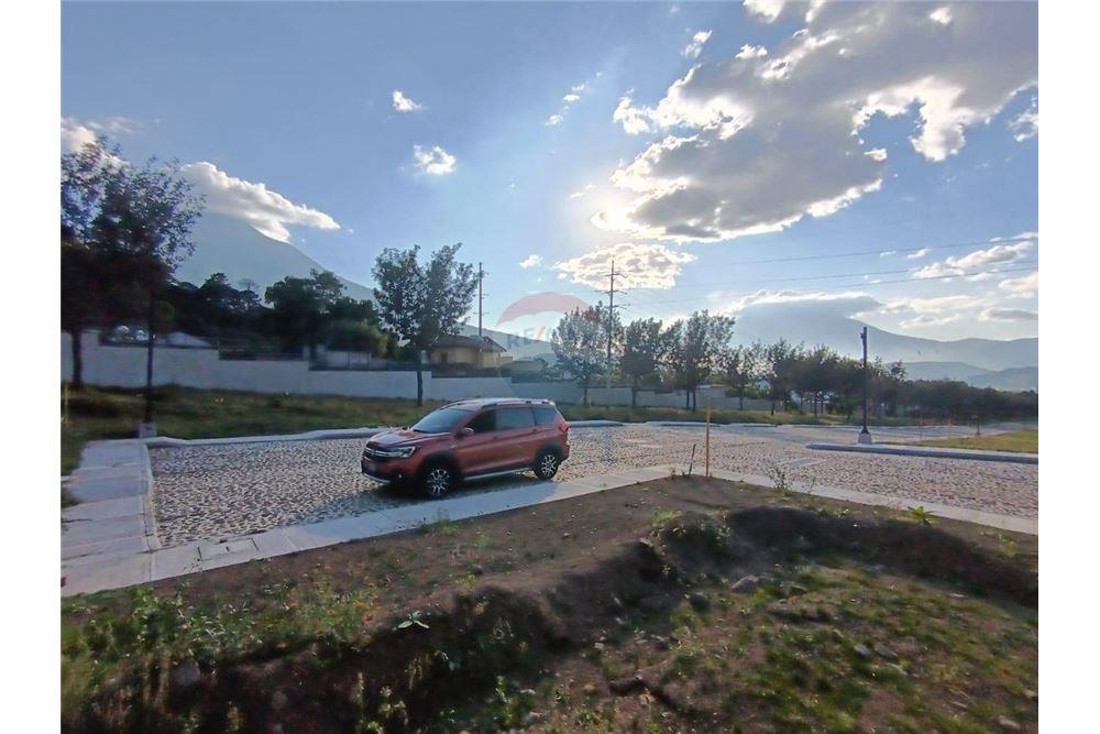 Lote - Venta - La Antigua Guatemala, Sacatepéquez, Guatemala - 2 - 90129016-16