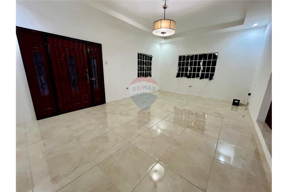 Villa - Te Koop - Caroni, Caroni, Trinidad and Tobago - 5 - 90155111-4