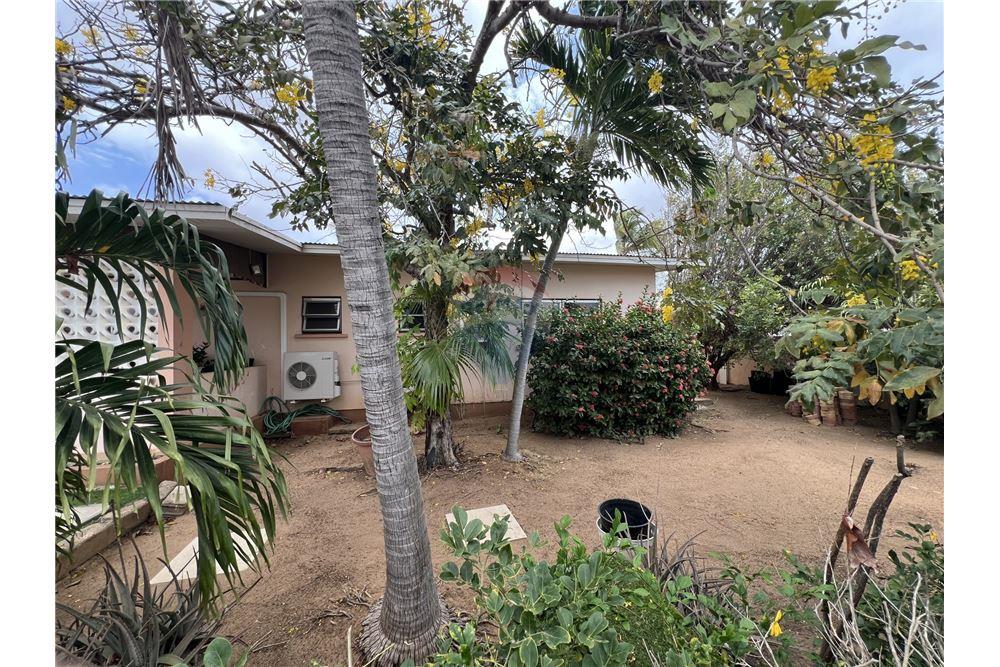 Villa - Te Koop - Oranjestad, Aruba, Aruba - 6 - 90105035-31