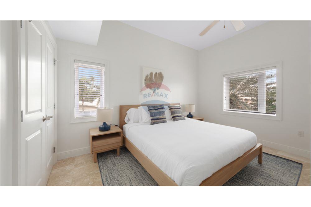 Villa - For Sale - W Bay Bch South, Seven Mile, Cayman Islands - 21 - 90146051-45