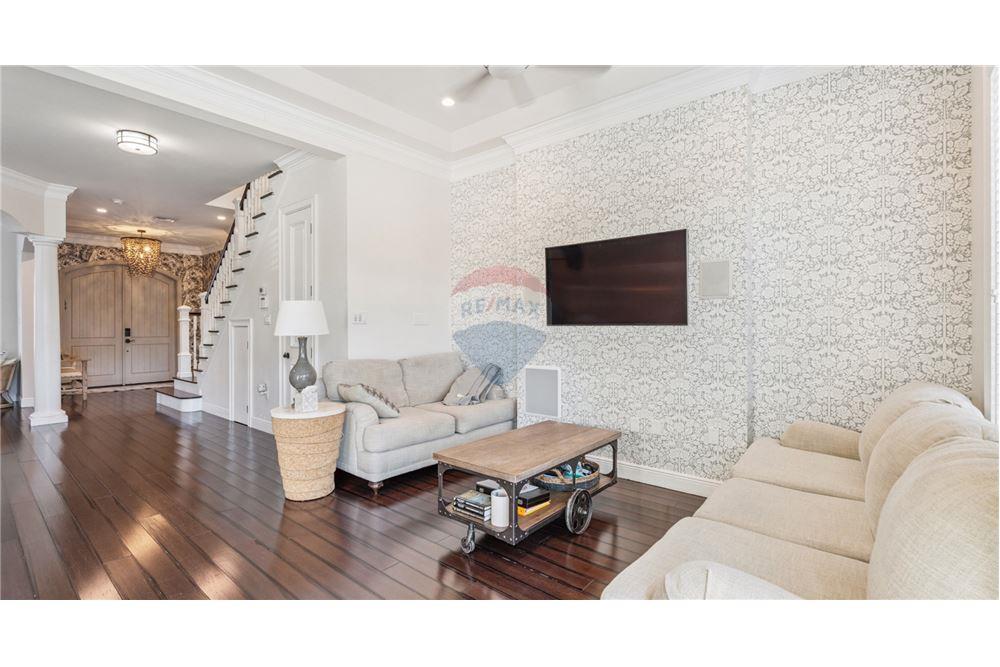 Villa - Venta - W Bay Bch South, Seven Mile, Islas Caimán - 21 - 90146011-180