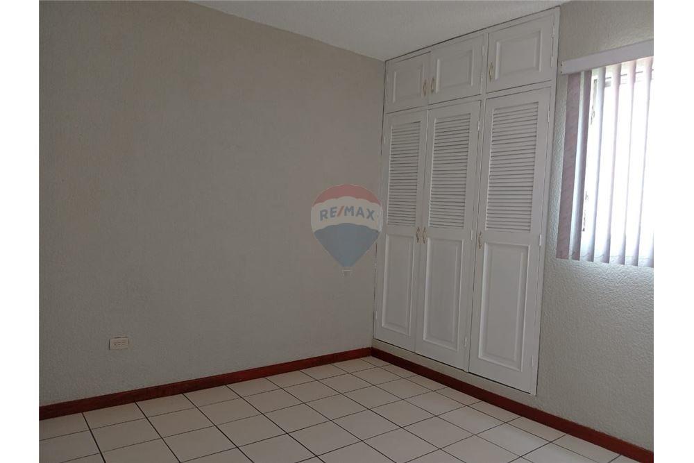 Villa - Venta - Mixco, Guatemala, Guatemala - 2 - 902091002-101