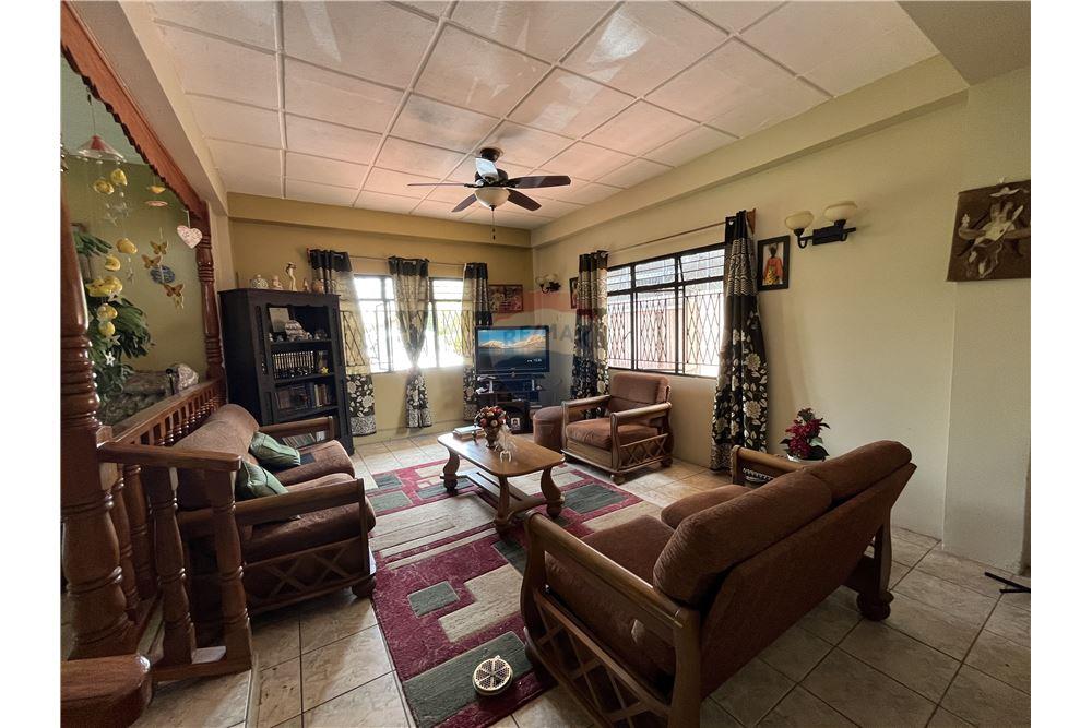 Villa - Te Koop - Dinsley, Saint George, Trinidad and Tobago - 3 - 902551007-4