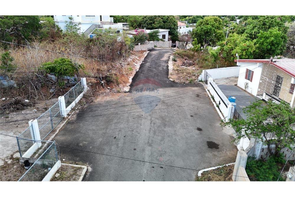 Villa - Te Koop - Bull Bay, Kingston, Jamaica - 11 - 90153043-153