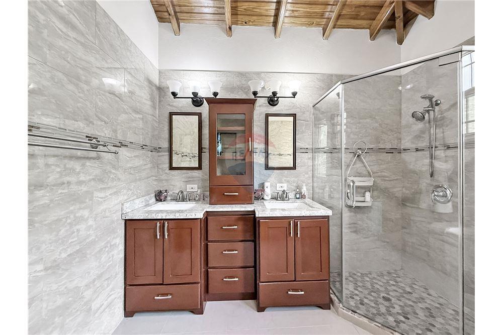 Villa - For Sale - Sea Cows Bay, Tortola South Central, British Virgin Islands - 9 - 90134005-314