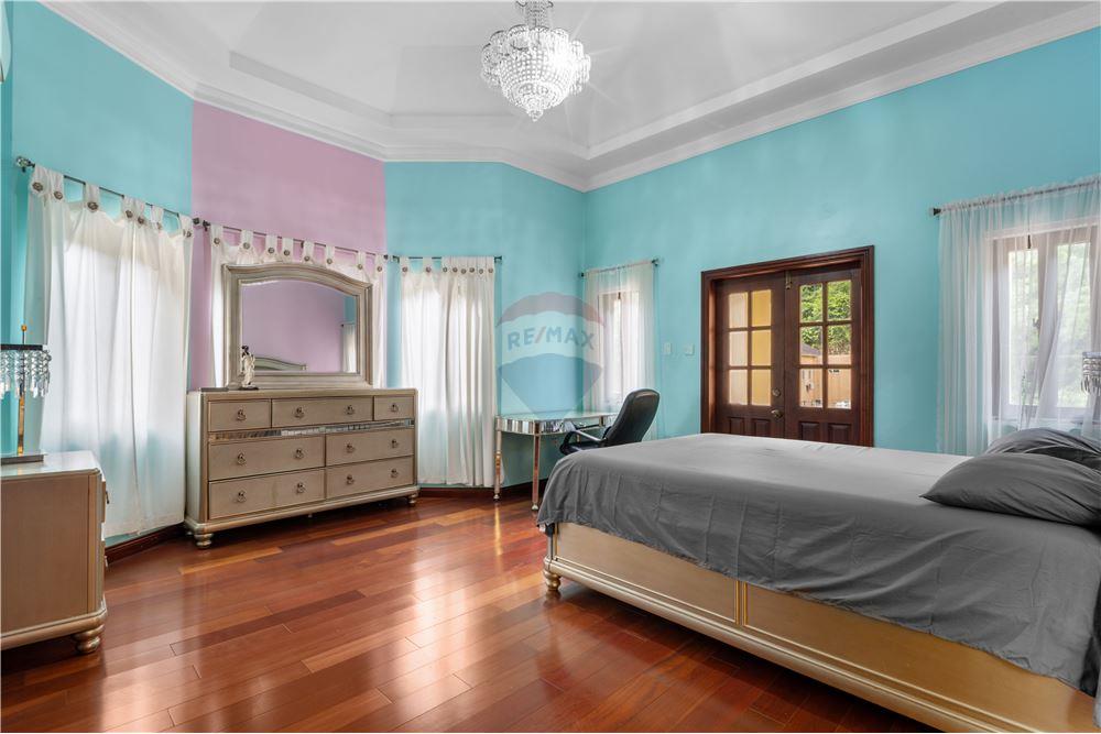 Villa - Te Koop - Kingston, Saint Andrew, Jamaica - 19 - 90153049-119