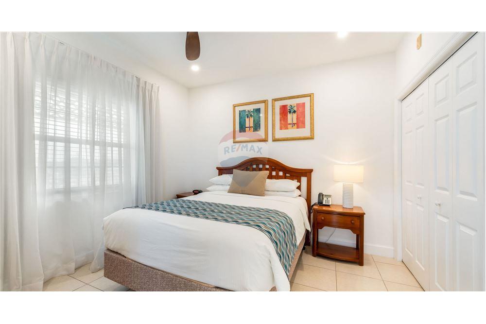 Condo/Apartment - For Sale - Colliers, East End, Cayman Islands - 26 - 90146034-195