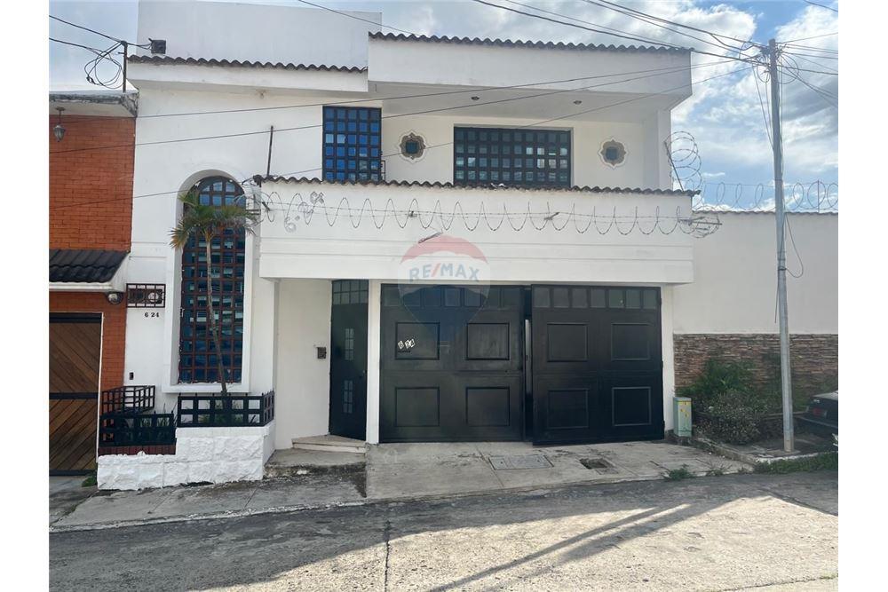 Villa - For Sale - Mixco, Guatemala, Guatemala - 1 - 902091008-11