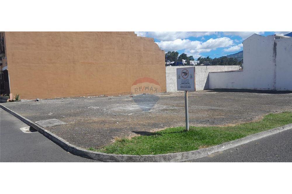 Grondstuk - Te Koop - San Miguel Dueñas, Sacatepéquez, Guatemala - 3 - 90129001-361