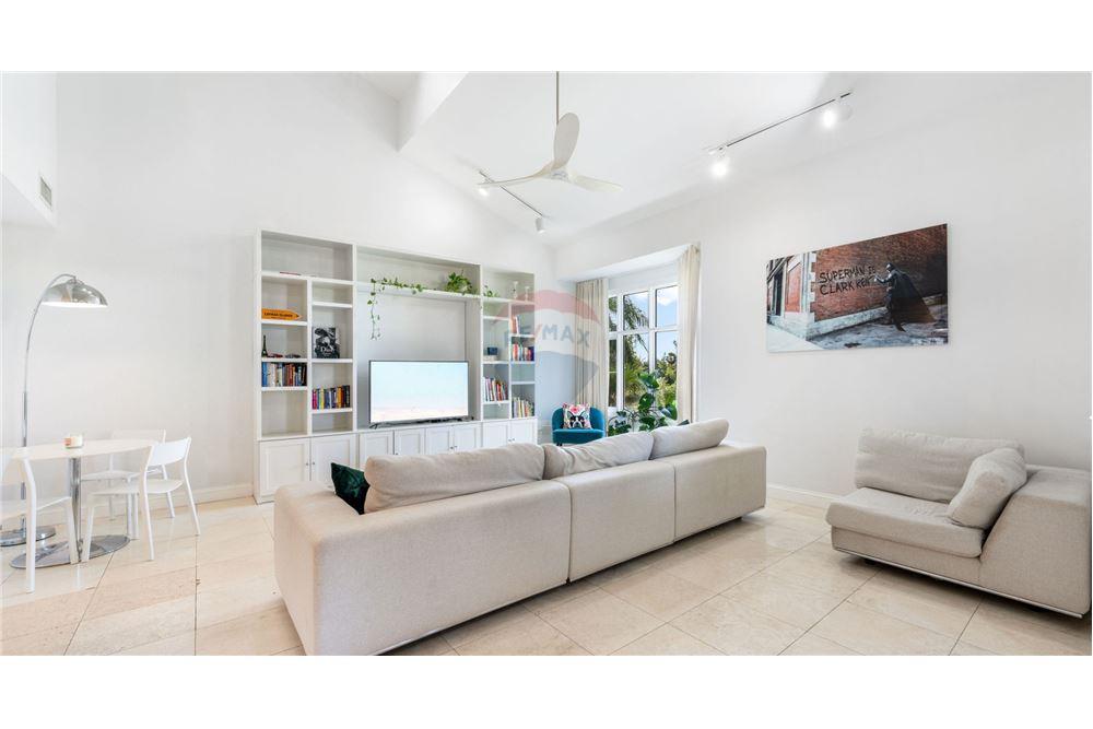 Apartamento/Condominio - Venta - W Bay Bch South, Seven Mile, Islas Caimán - 4 - 90146034-175