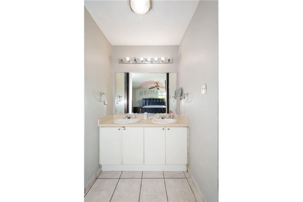 Villa - For Sale - URB Las Palmas Cerro Gordo, Vega Alta, Puerto Rico - 23 - 90107007-116