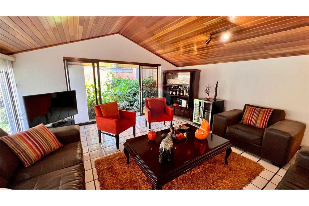 Villa - For Sale - Vista Hermosa, Guatemala, Guatemala - 4 - 902651007-4