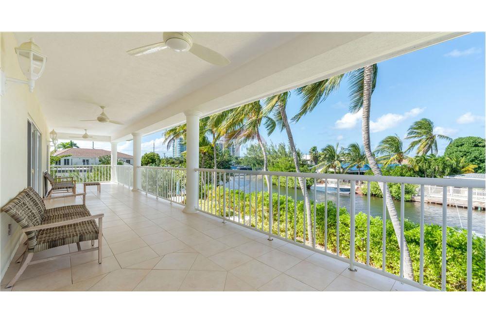 Villa - For Sale - W Bay Bch North, West Bay, Cayman Islands - 11 - 90146034-171