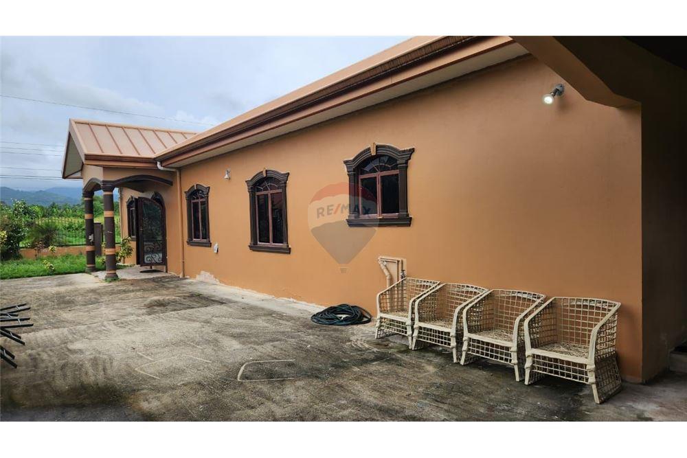Villa - Venta - Arima, Arima, Trinidad and Tobago - 5 - 902551001-8